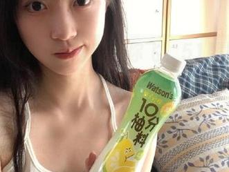 吃瓜带你飞，51朝阳群众最新分享的十大平淡无奇，却欲罢不能的热事。
