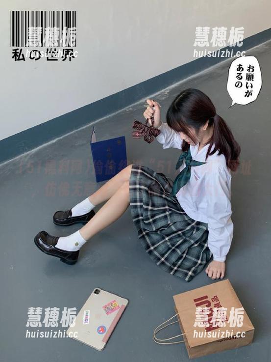 偷偷绕进“51黑料网”网址，仿佛无意间开启了新世界的大门。