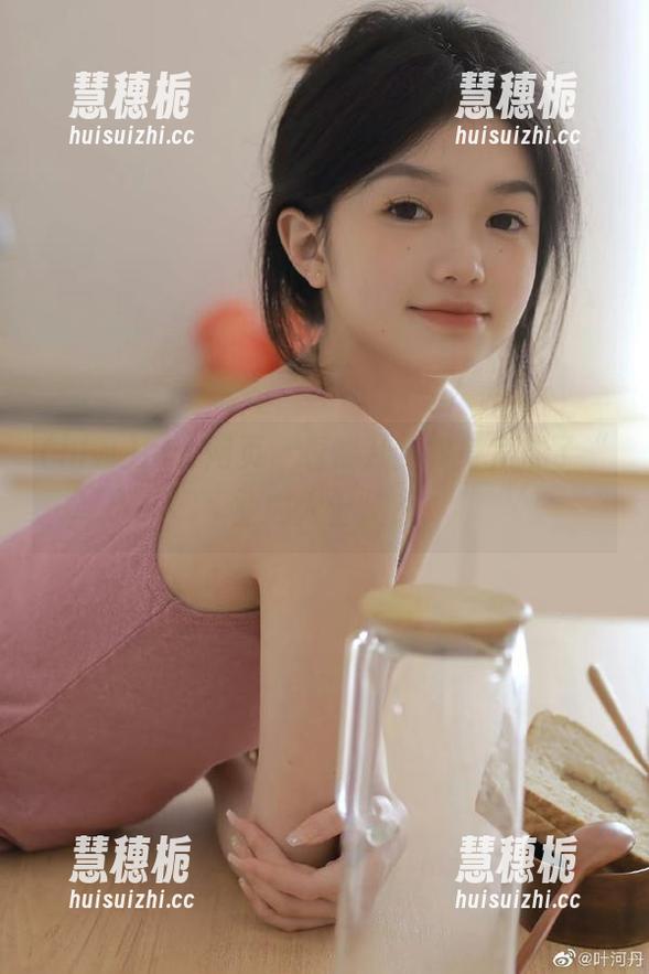 hlw网页，看惯八卦转身竟成了“业内人士”？