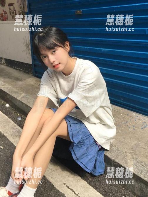 A和B本以为是友情，结果“hlw”上免费放送的消息貌似让人糊涂了