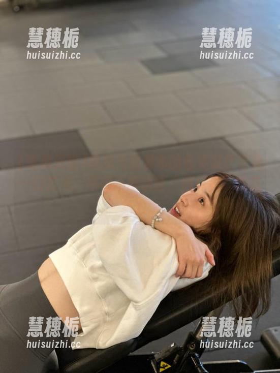 吃瓜天堂发布的各类瓜已变成一门艺术，不得不服这些“创作者”的想象力。