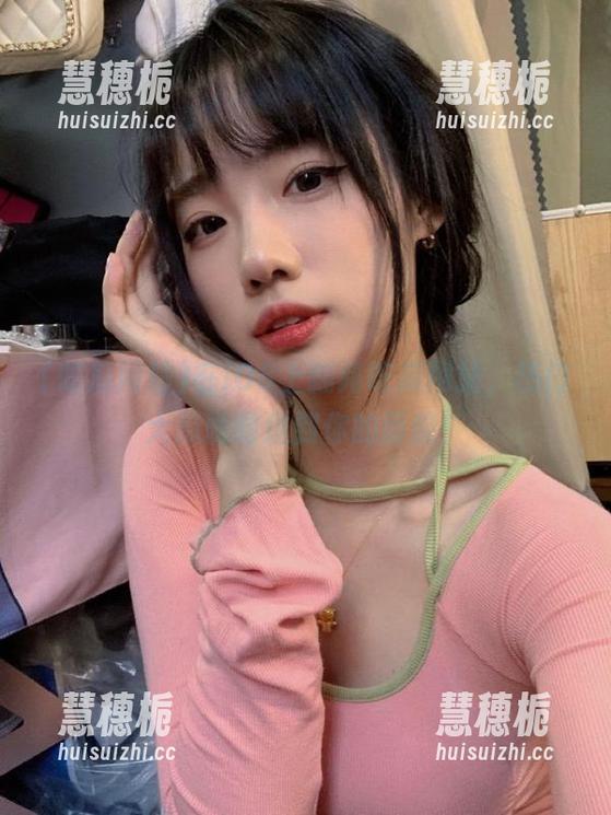 在iOS上翻阅吃瓜网站，热门大瓜随时送到你的面前！