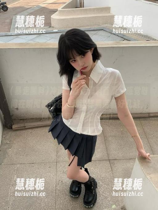 暴走黑料 冲进了暴走黑料首页,感觉时间在瞬间被拉长,就这样晃荡着好几遍,燃起了我心里的涟漪!