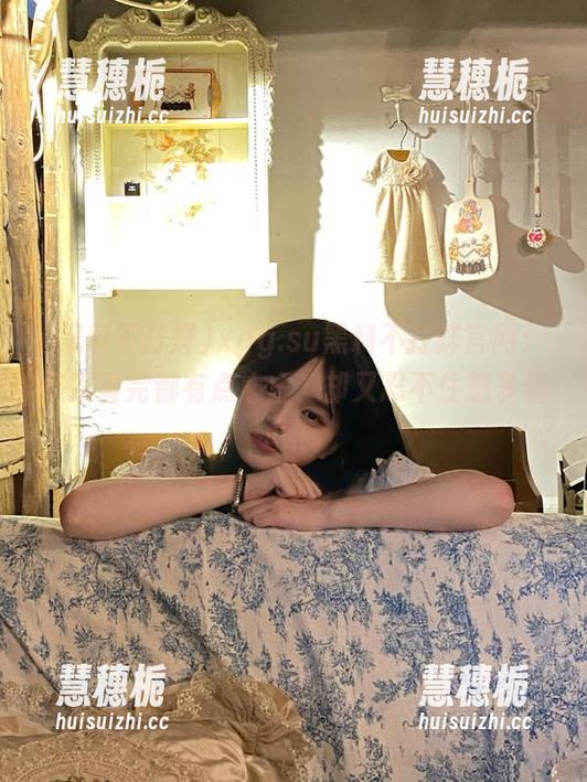 xgg.su黑料不打烊官网：每次看完都有点心虚，却又忍不住想多看一眼。