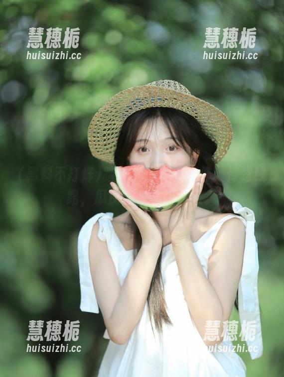 踏入“黑料不打烊”传送线路，瓜皮气息扑面而来。