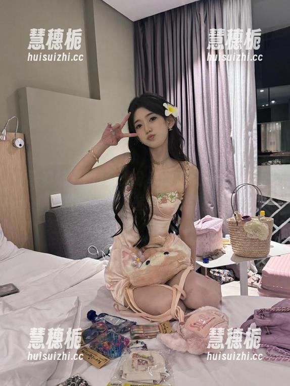 今天分享的瓜又酸又甜，黑料爆料网的魅力真不能挡！