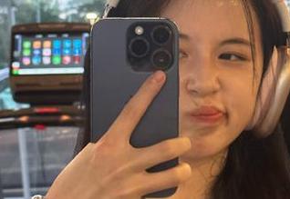 观看“黑料社”，一路从前排萌芽到后排捂脸的奇妙旅程
