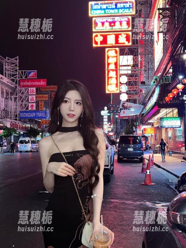 这个黑料社app，直达我心底的好奇，全程沉浸在八卦中。