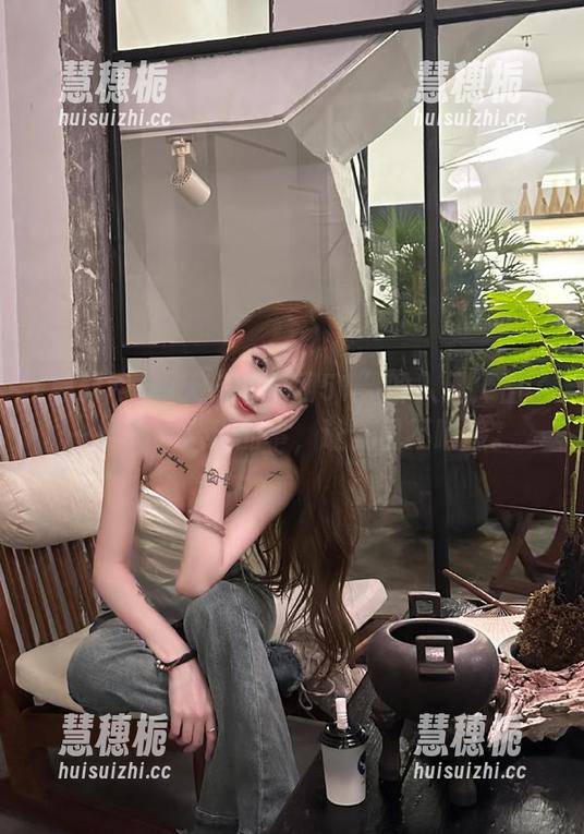 今天“黑料网51”的入口捧出了一堆乱七八糟的事，让我目不暇接。