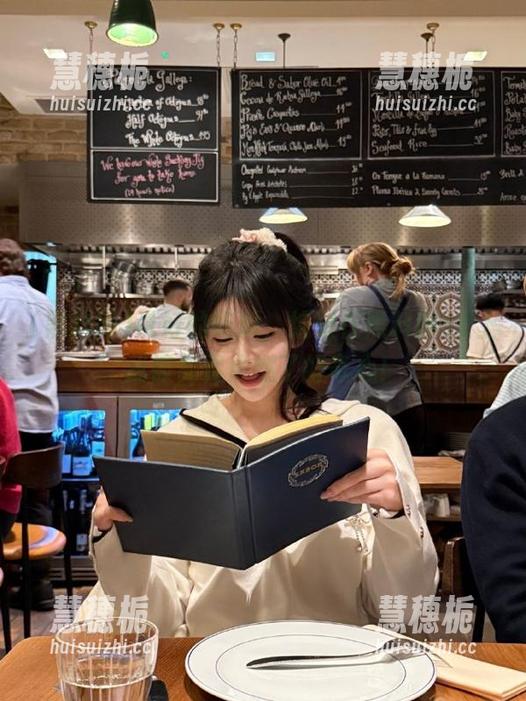 黑料网 说好的吃瓜,结果在黑料网51上我被免费点燃了好奇心!